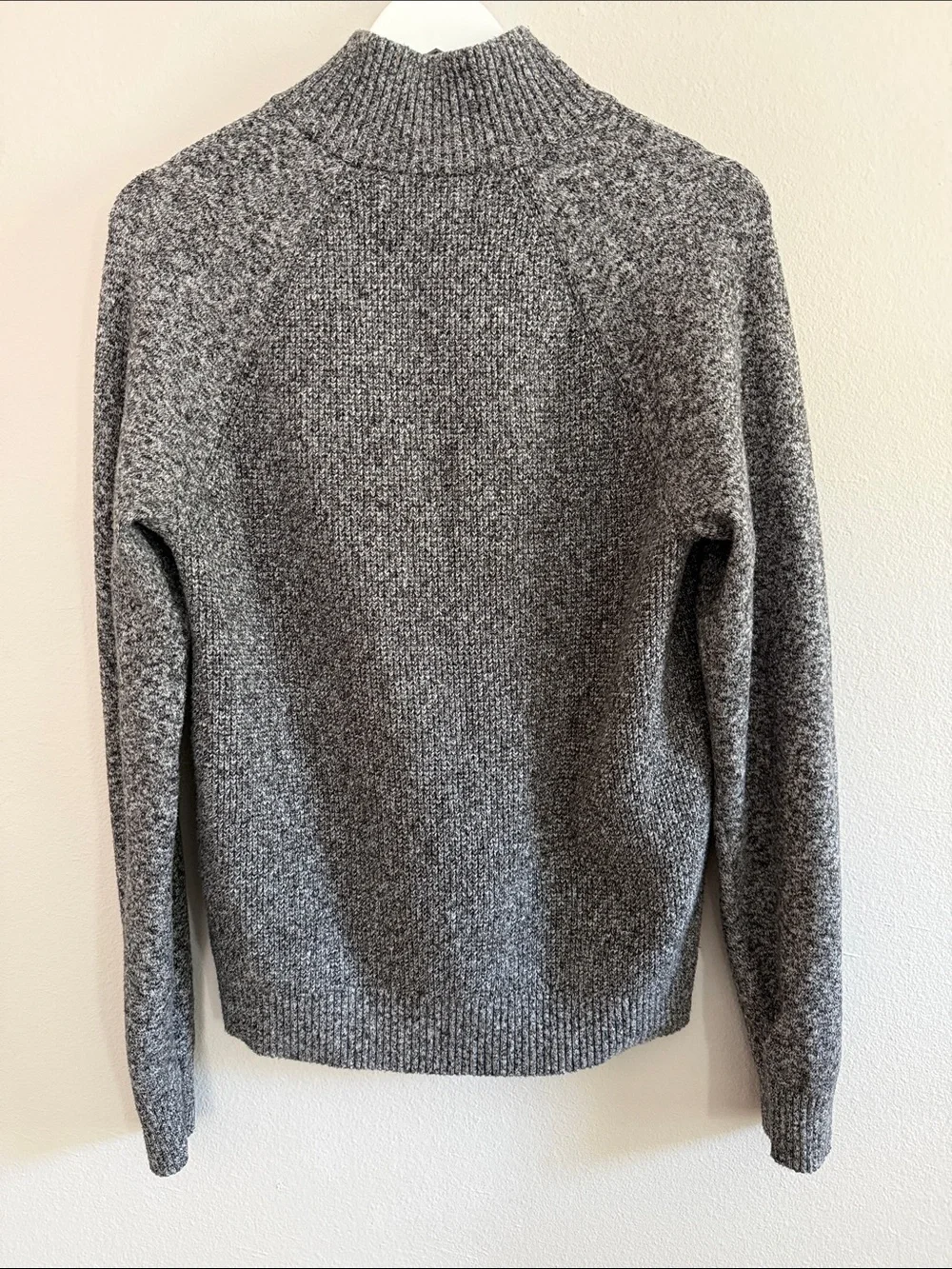 Banana Republic Men's Gray Button-Front Turtleneck Sweater [ME0072]